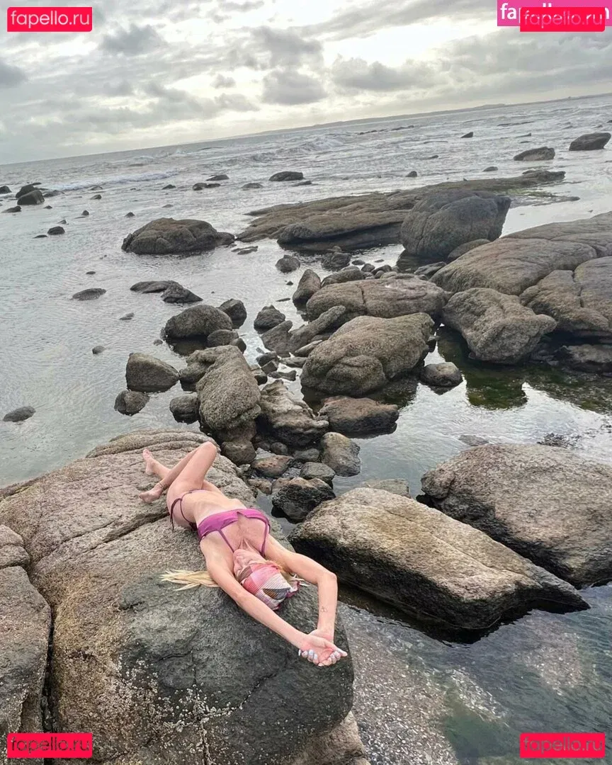 Nicole Neuman Onlyfans Photo Gallery 