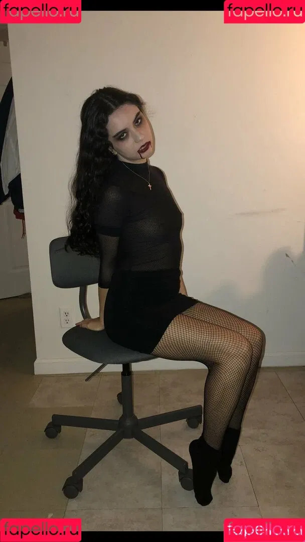 Mia Kerin Onlyfans Photo Gallery 