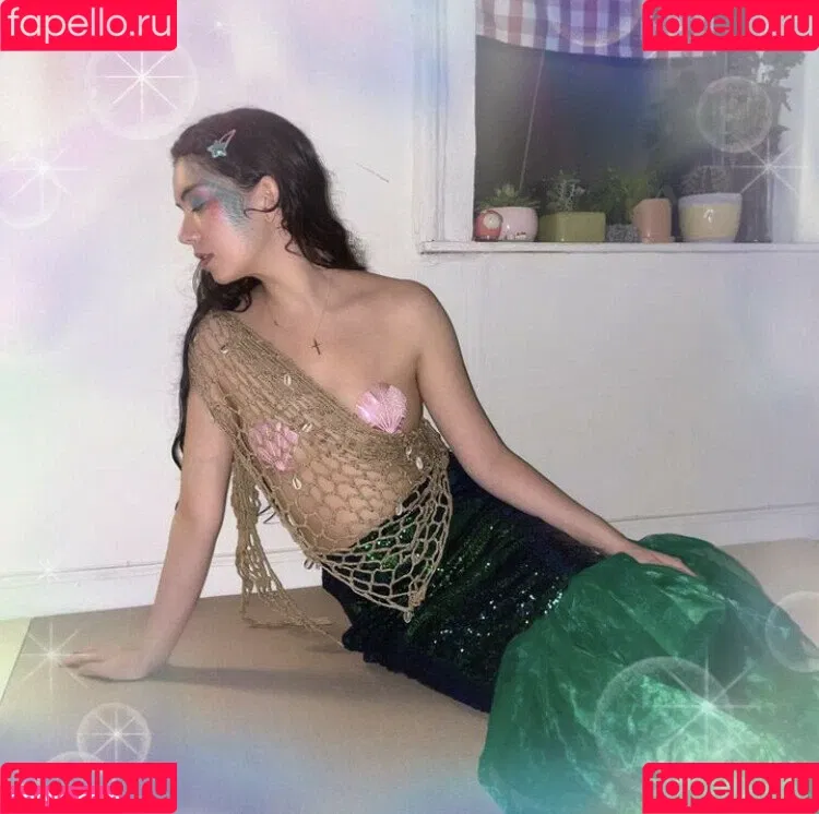 Mia Kerin Onlyfans Photo Gallery 