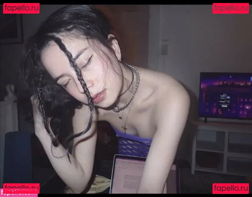 Mia Kerin Onlyfans Photo Gallery 