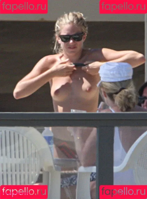 Sienna Miller Onlyfans Photo Gallery 