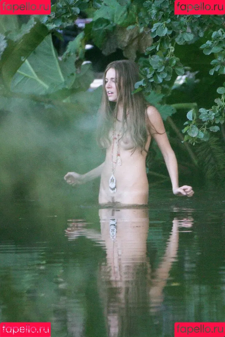 Sienna Miller Onlyfans Photo Gallery 