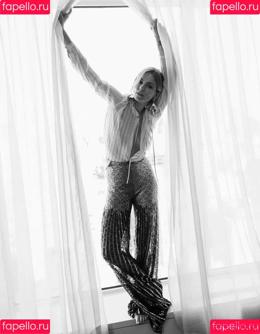 Sienna Miller Onlyfans Photo Gallery 