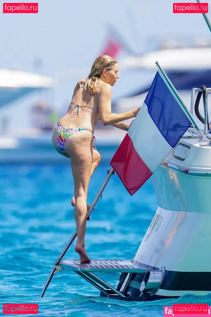 Sienna Miller Onlyfans Photo Gallery 