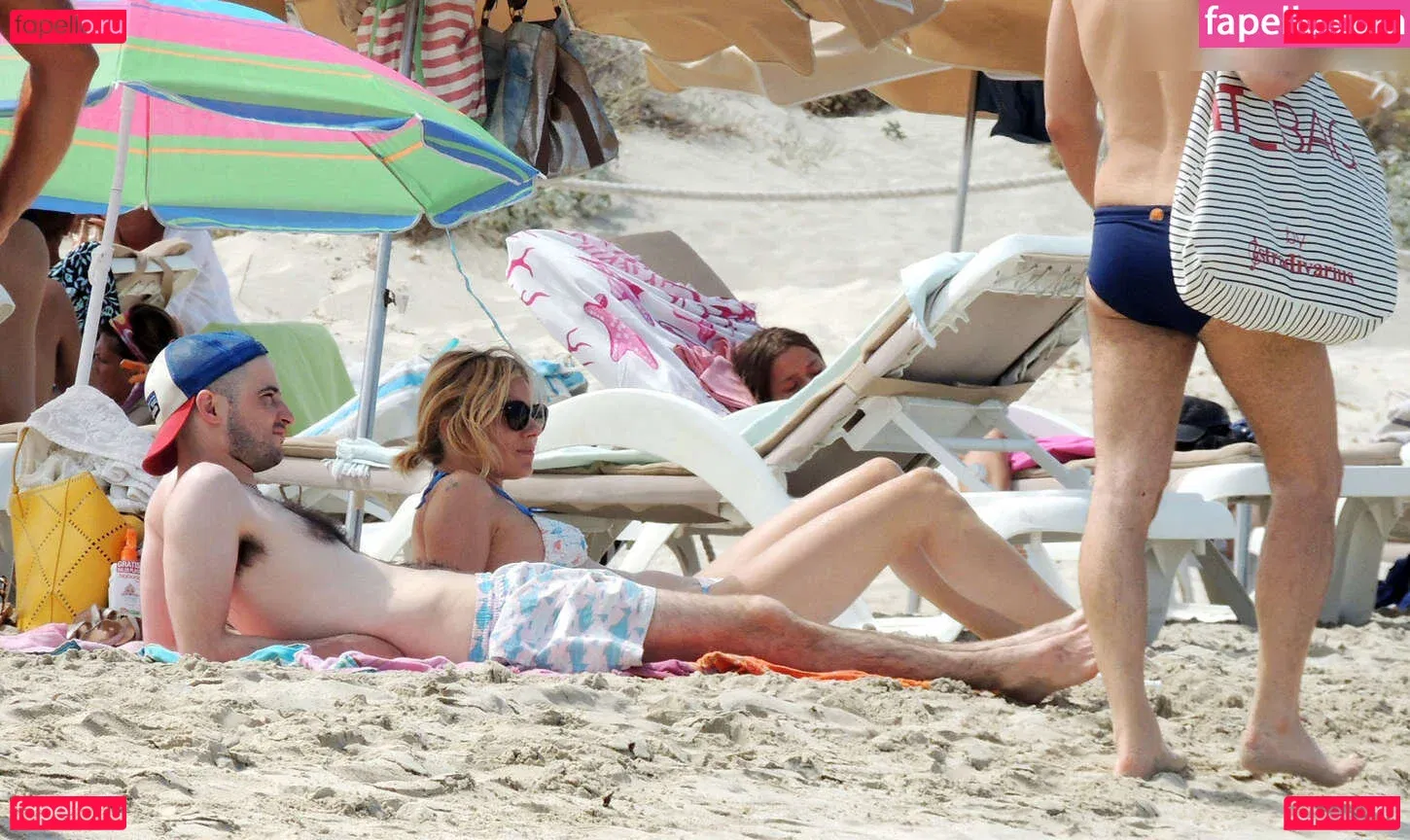 Sienna Miller Onlyfans Photo Gallery 