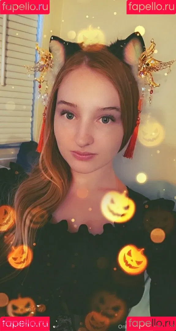 rainthelittlekitten Onlyfans Photo Gallery 