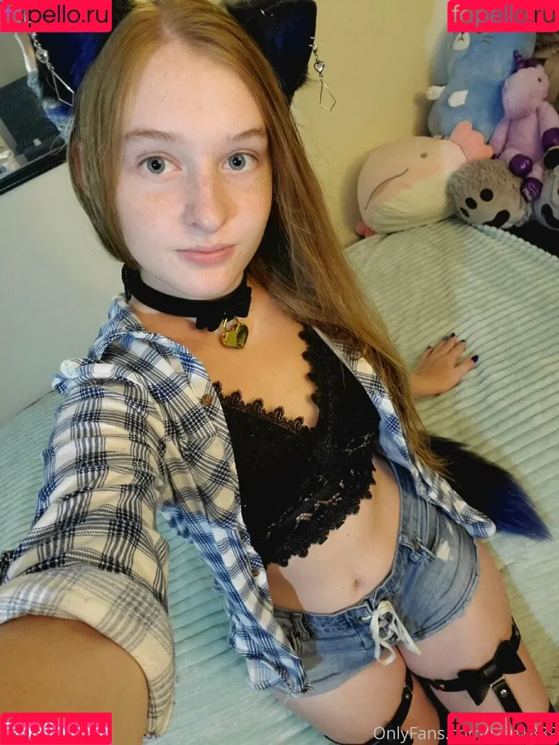 rainthelittlekitten Onlyfans Photo Gallery 