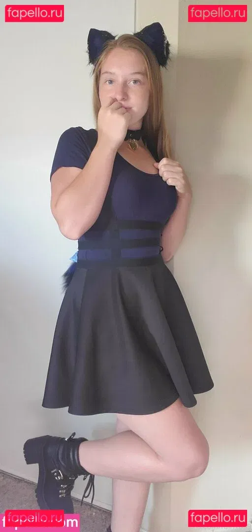 rainthelittlekitten Onlyfans Photo Gallery 