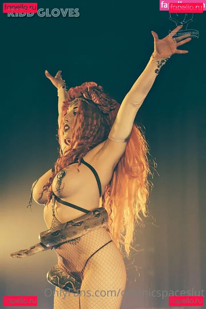 cosmicspaceslut Onlyfans Photo Gallery 