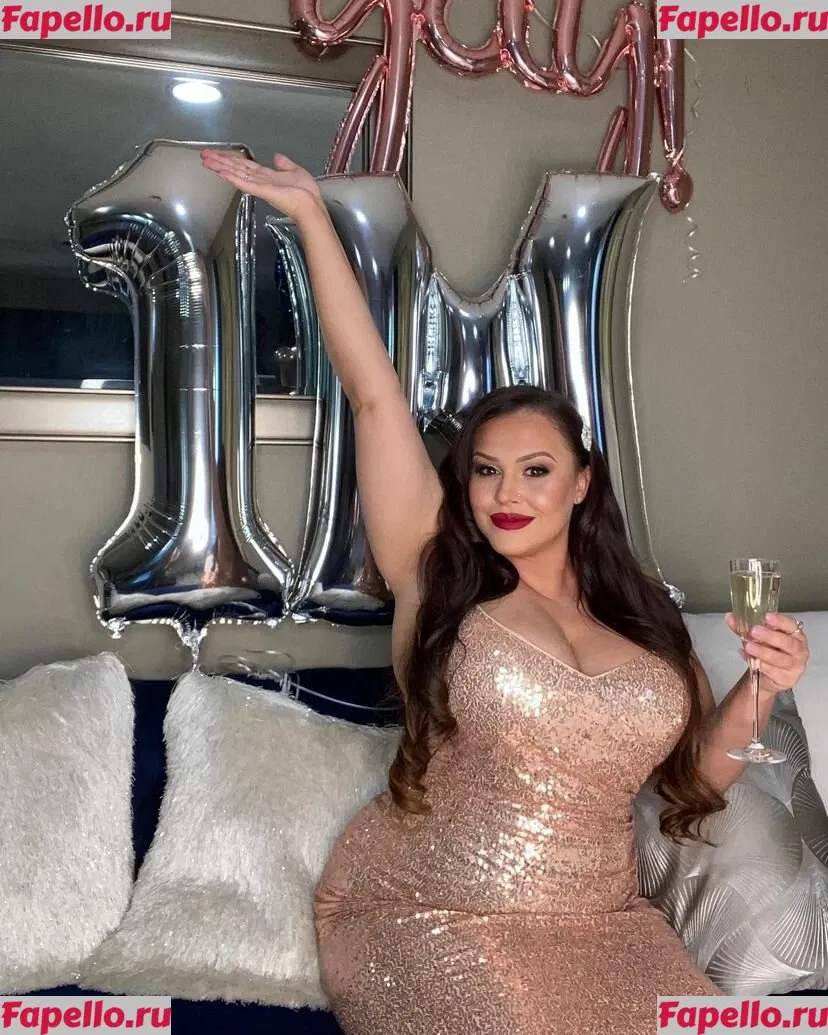 Gia Blaze Onlyfans Photo Gallery 