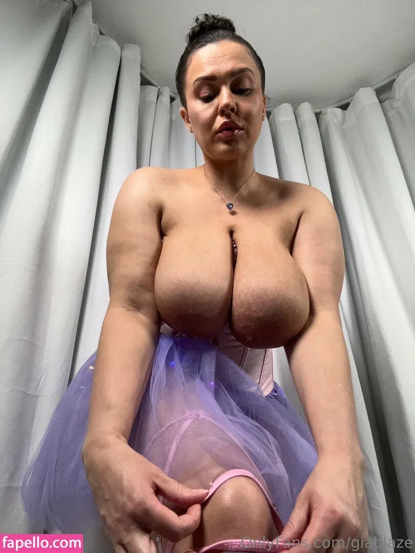 Gia Blaze Onlyfans Photo Gallery 