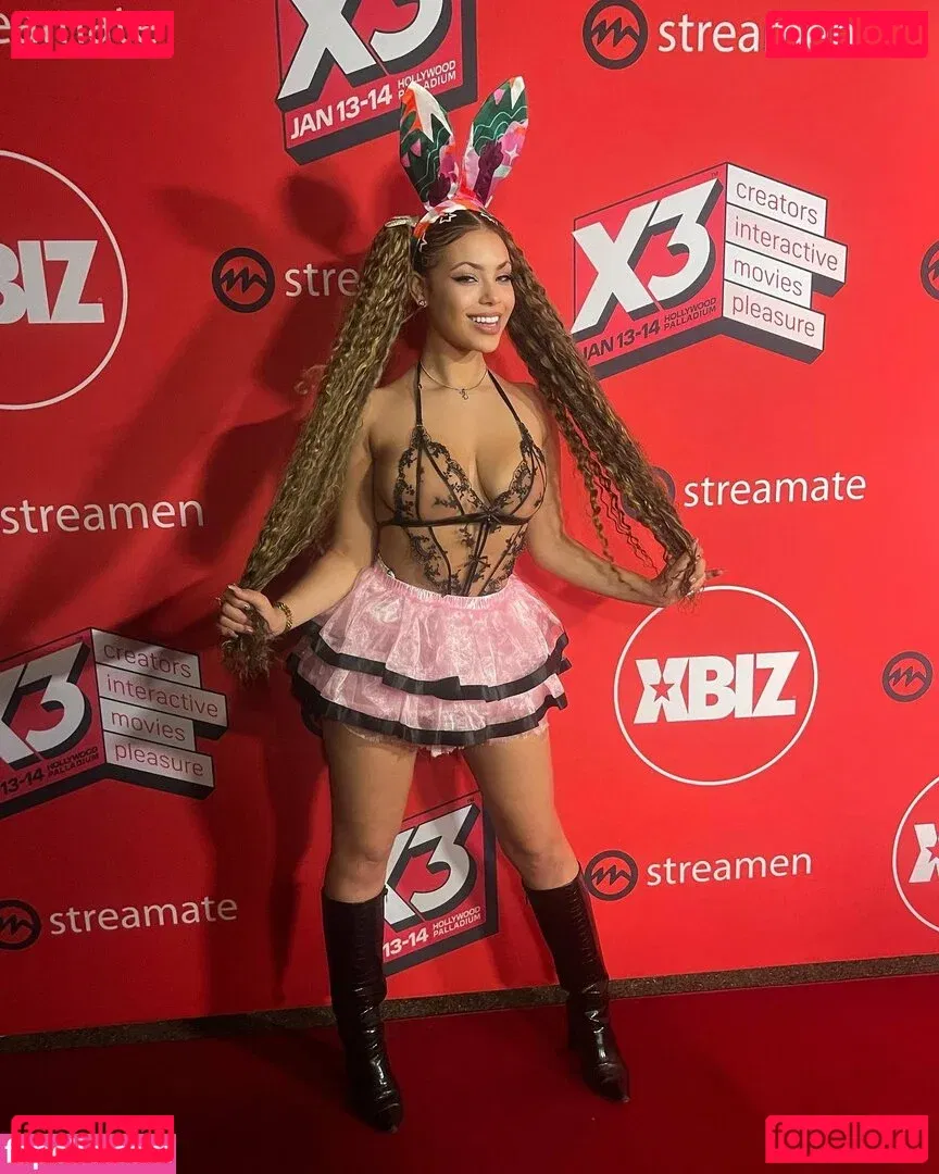 Rioadrianna Onlyfans Photo Gallery 