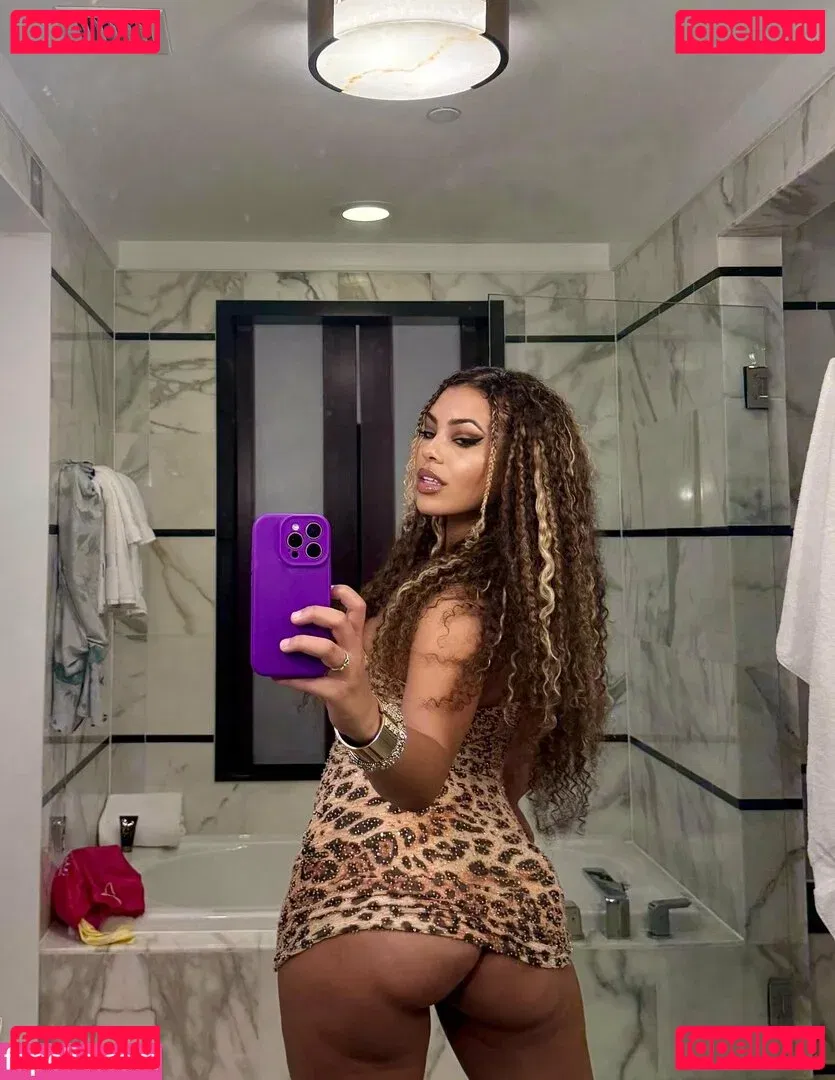 Rioadrianna Onlyfans Photo Gallery 