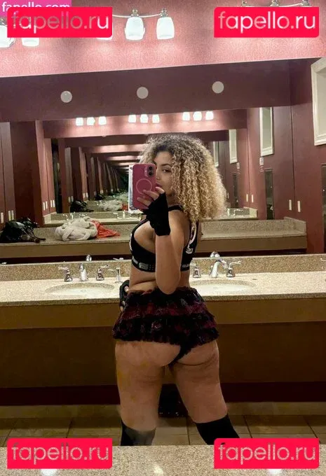 Rioadrianna Onlyfans Photo Gallery 