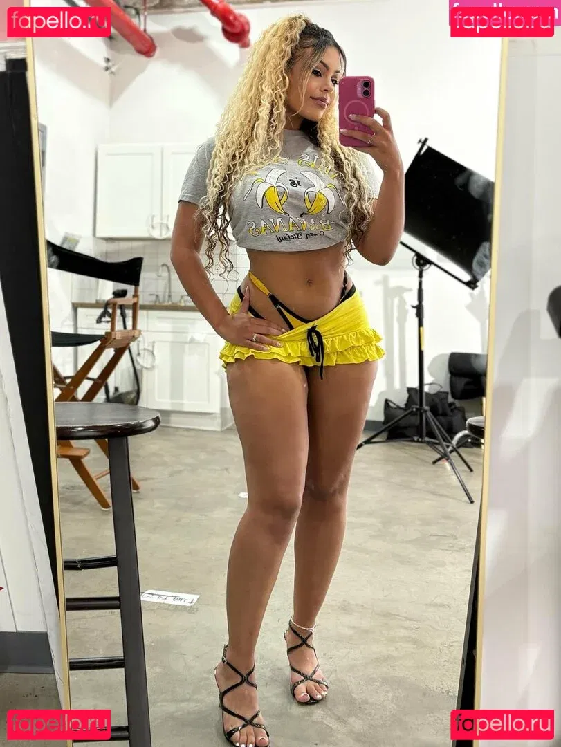 Rioadrianna Onlyfans Photo Gallery 