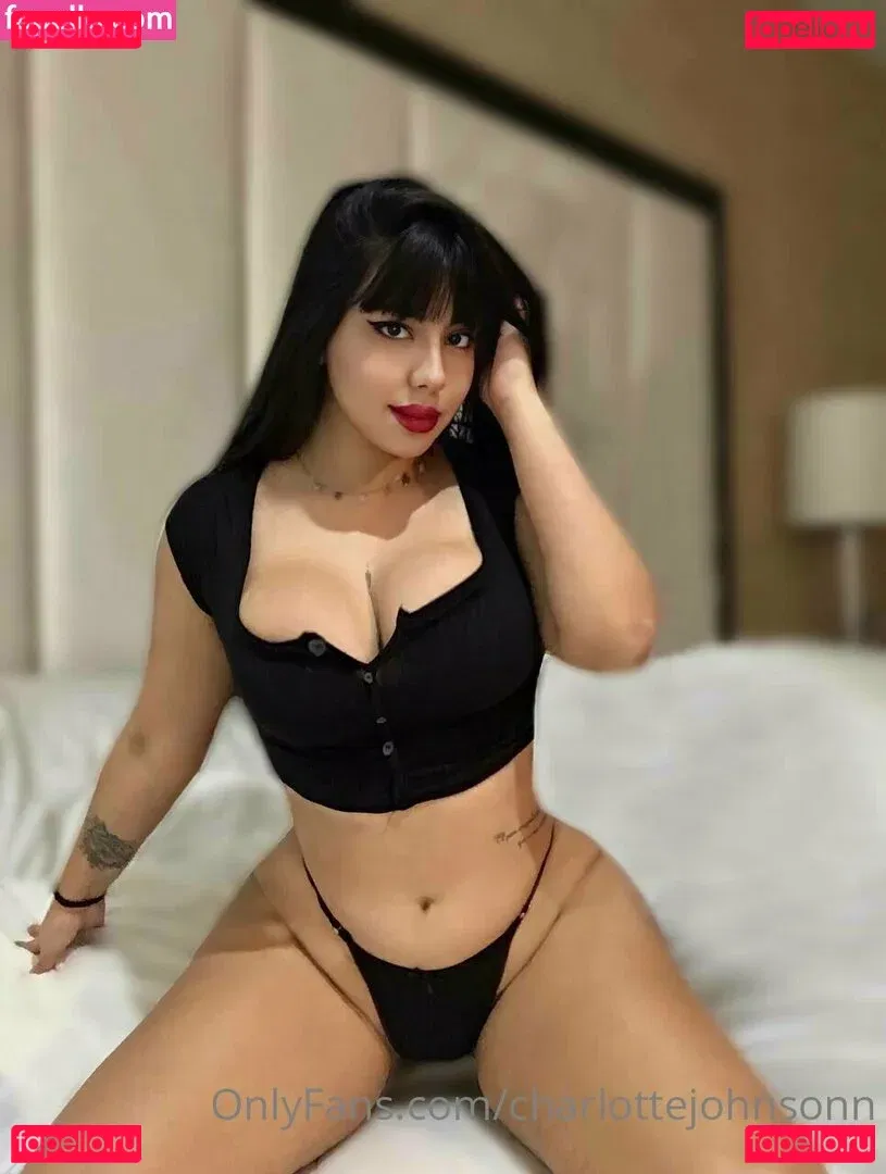 lulagomez Onlyfans Photo Gallery 