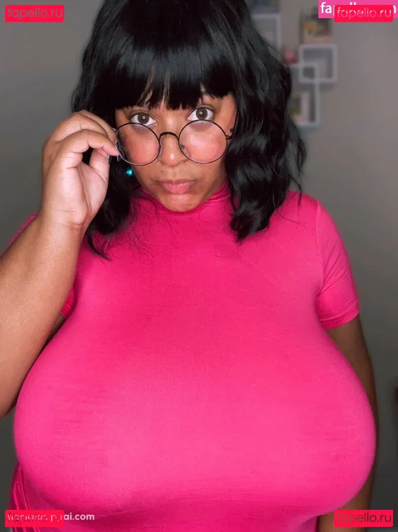 Yasmin_irl Onlyfans Photo Gallery 