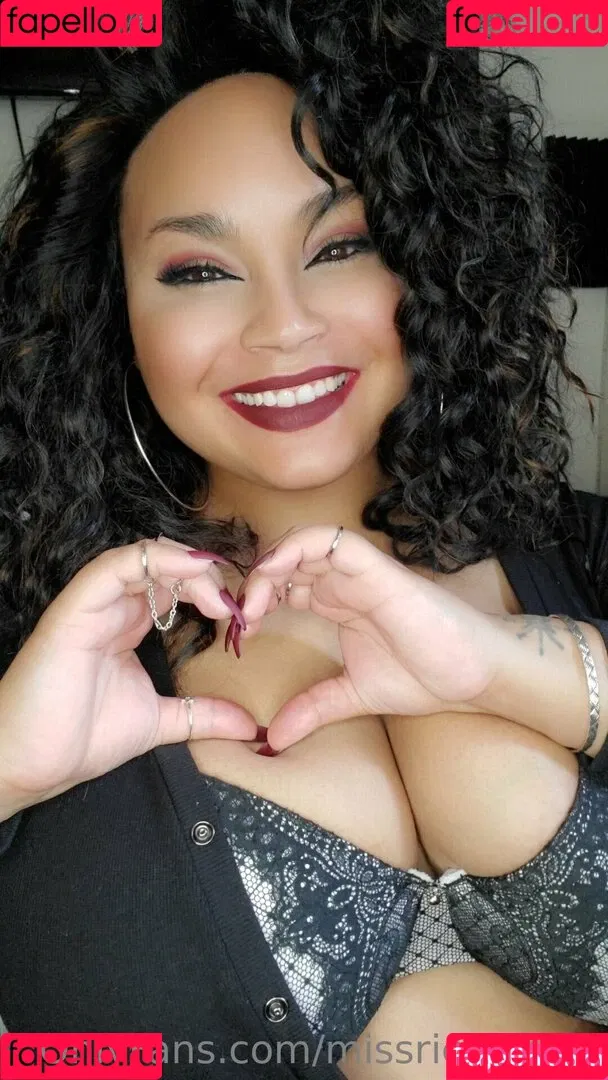 missricarivera Onlyfans Photo Gallery 