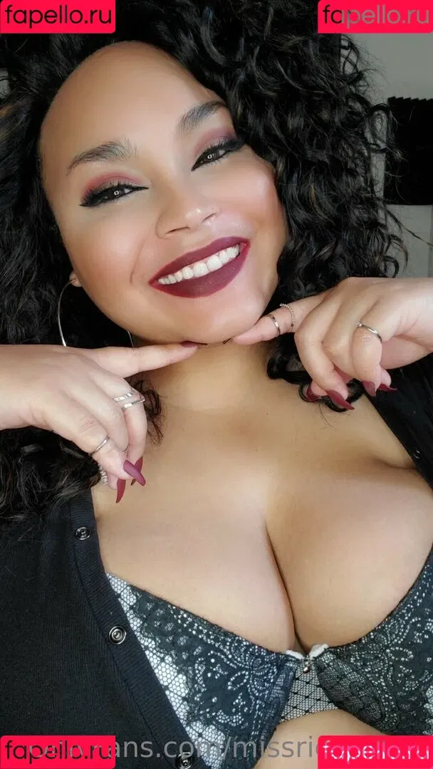 missricarivera Onlyfans Photo Gallery 