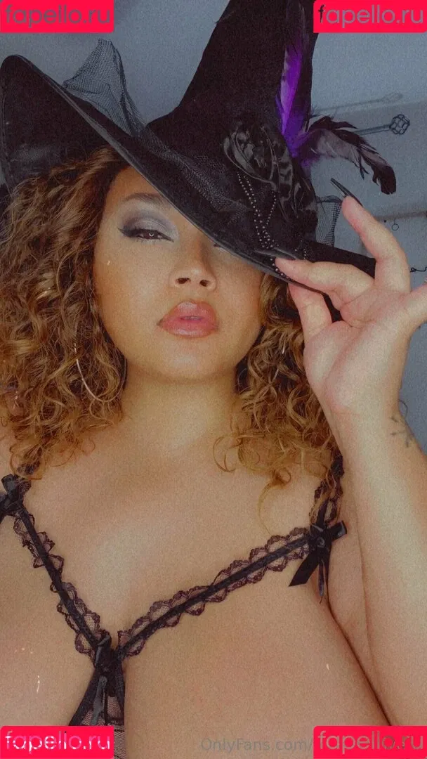 missricarivera Onlyfans Photo Gallery 