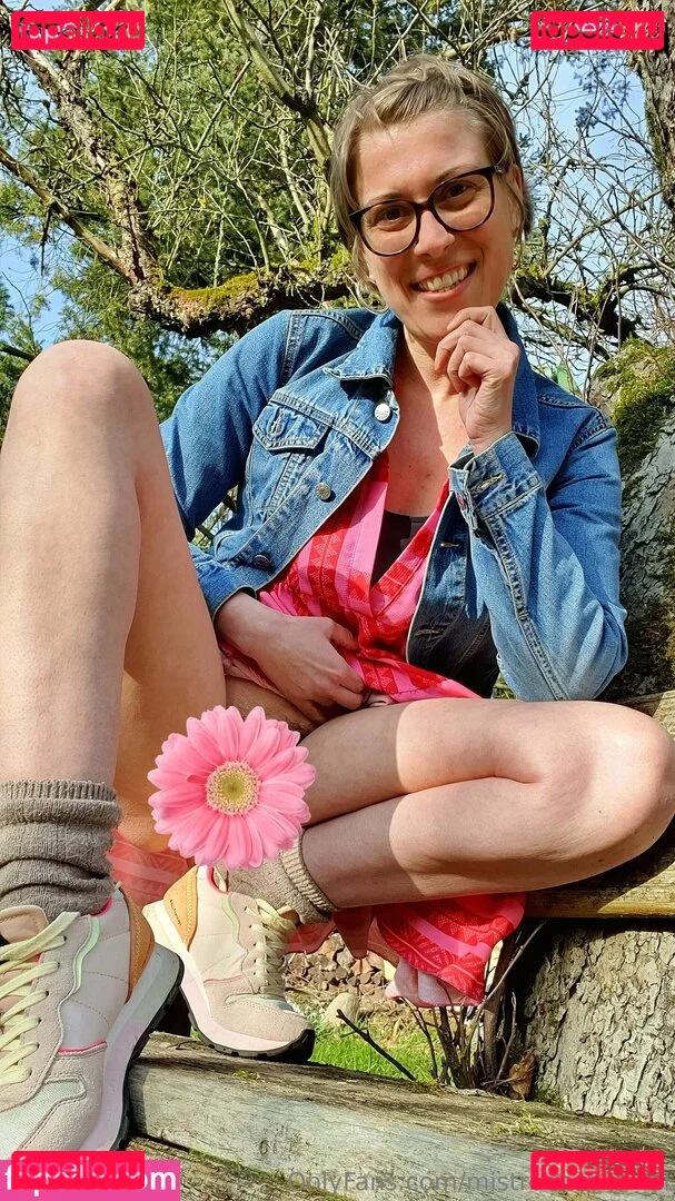 mistress.remmel Onlyfans Photo Gallery 