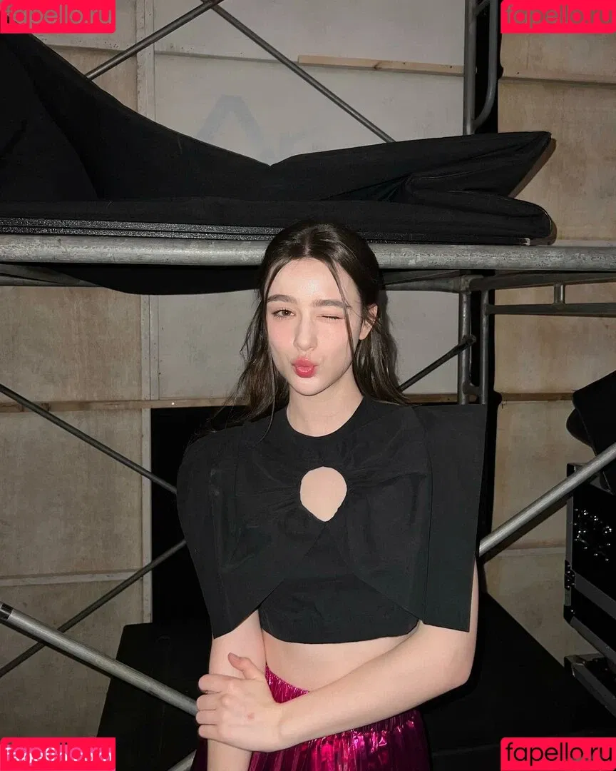 Dasha Taran Onlyfans Photo Gallery 