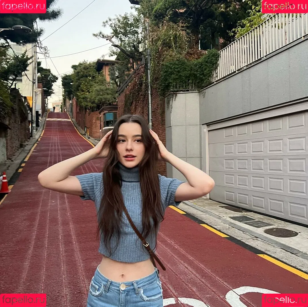 Dasha Taran Onlyfans Photo Gallery 