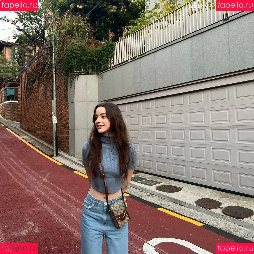 Dasha Taran Onlyfans Photo Gallery 