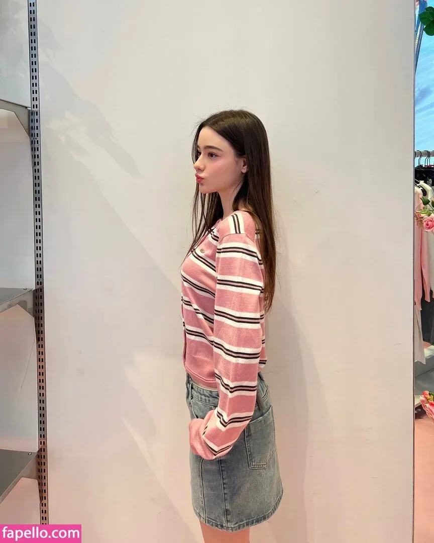 Dasha Taran Onlyfans Photo Gallery 