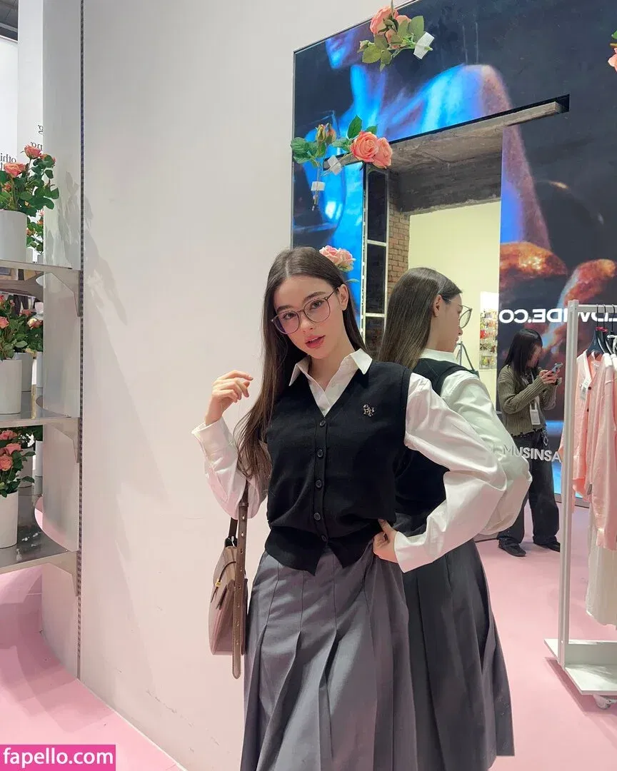 Dasha Taran Onlyfans Photo Gallery 