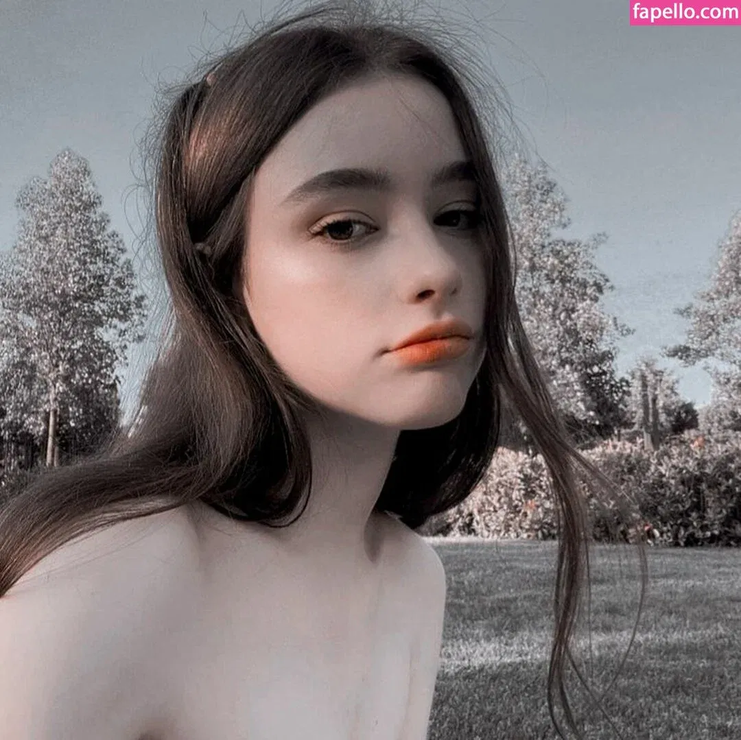 Dasha Taran Onlyfans Photo Gallery 