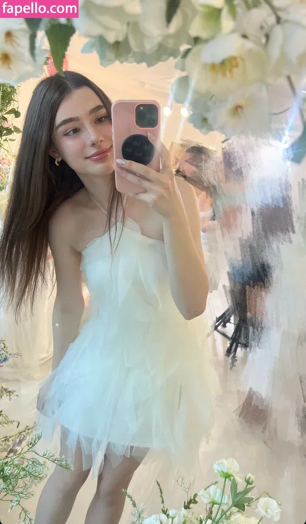 Dasha Taran Onlyfans Photo Gallery 