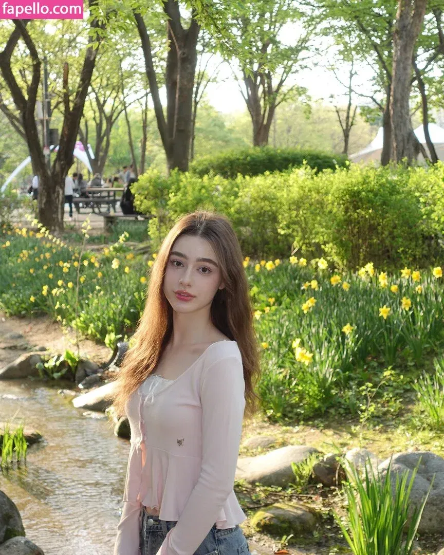 Dasha Taran Onlyfans Photo Gallery 