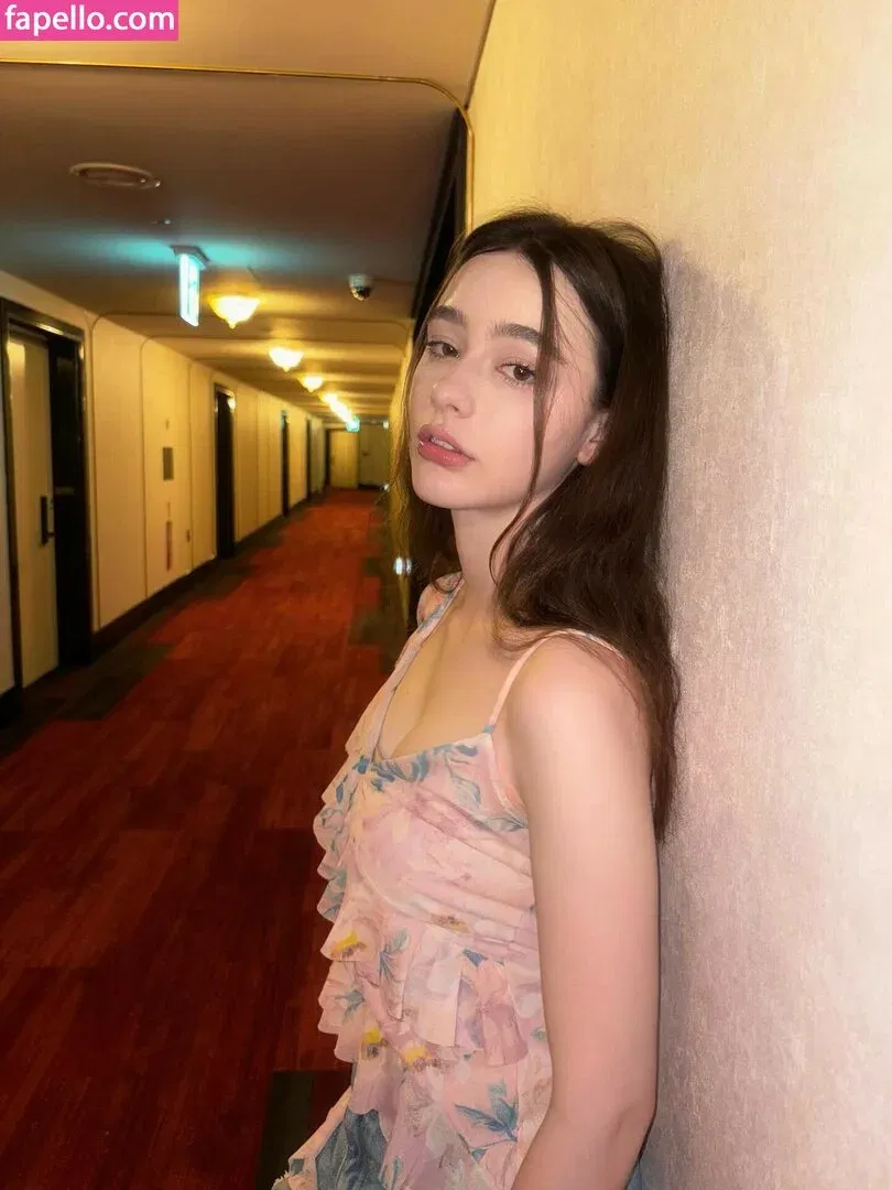 Dasha Taran Onlyfans Photo Gallery 