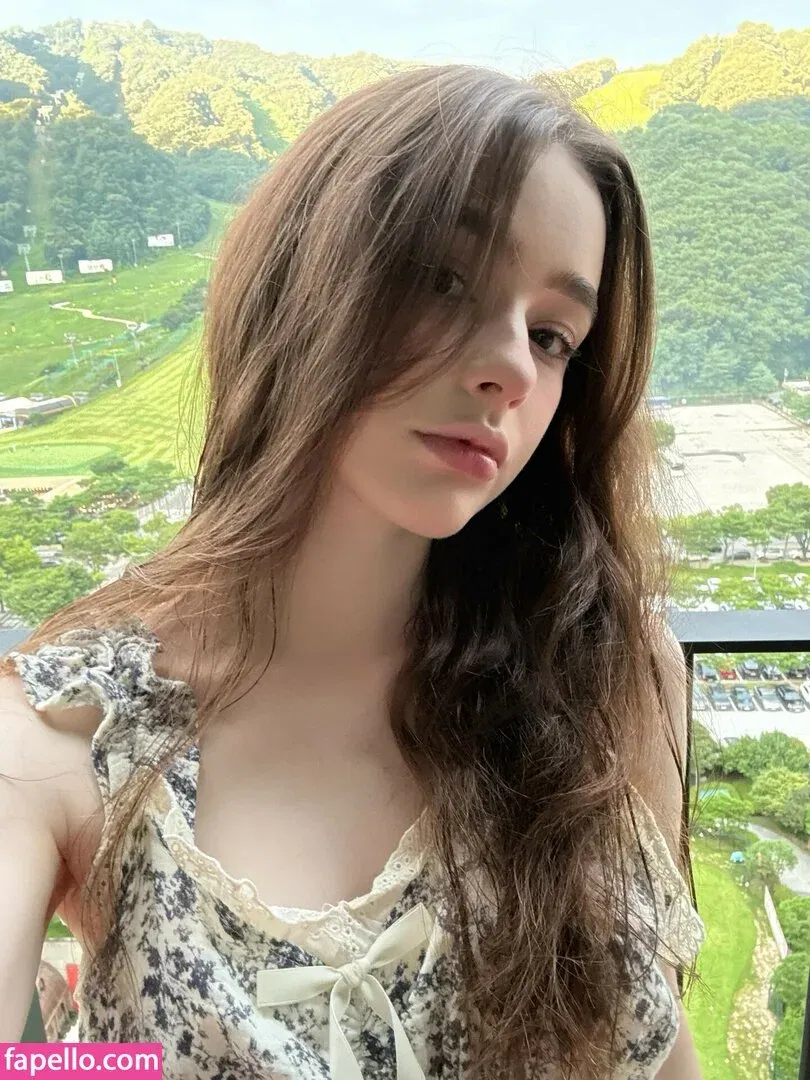 Dasha Taran Onlyfans Photo Gallery 