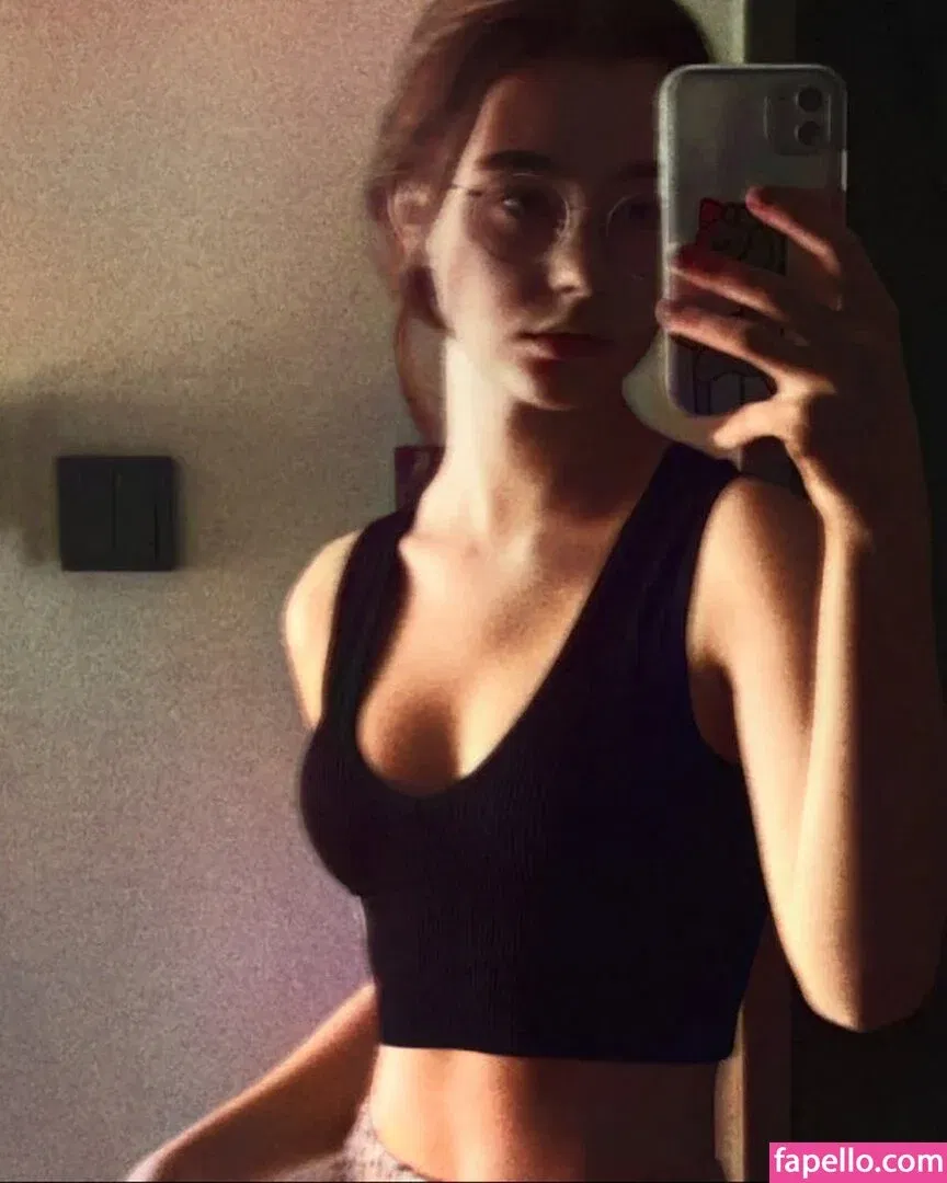 Dasha Taran Onlyfans Photo Gallery 