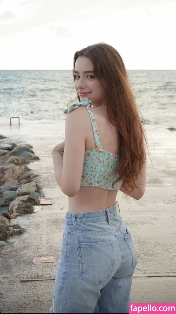 Dasha Taran Onlyfans Photo Gallery 