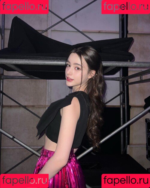 Dasha Taran Onlyfans Photo Gallery 