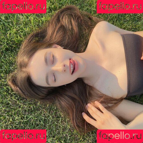 Dasha Taran Onlyfans Photo Gallery 