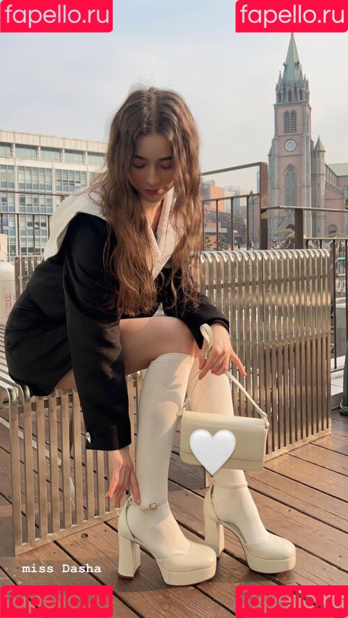 Dasha Taran Onlyfans Photo Gallery 