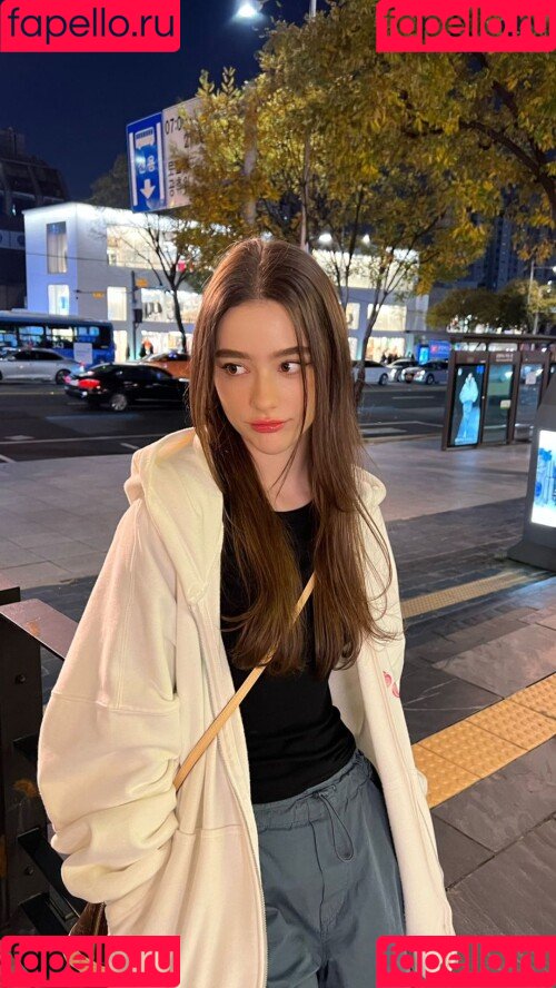 Dasha Taran Onlyfans Photo Gallery 