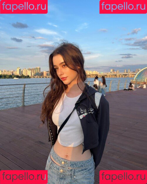 Dasha Taran Onlyfans Photo Gallery 