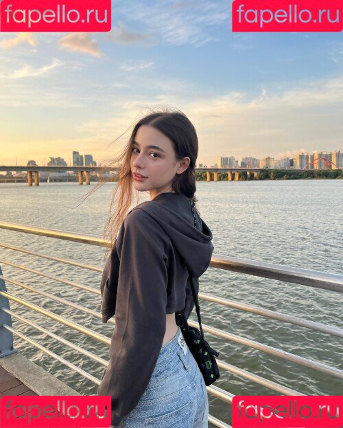 Dasha Taran Onlyfans Photo Gallery 