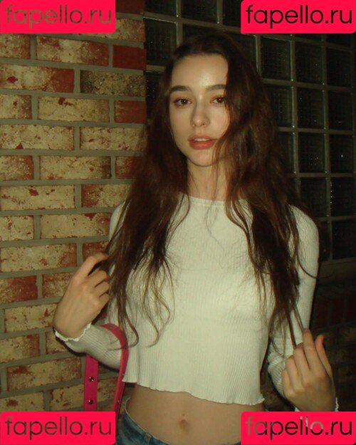 Dasha Taran Onlyfans Photo Gallery 