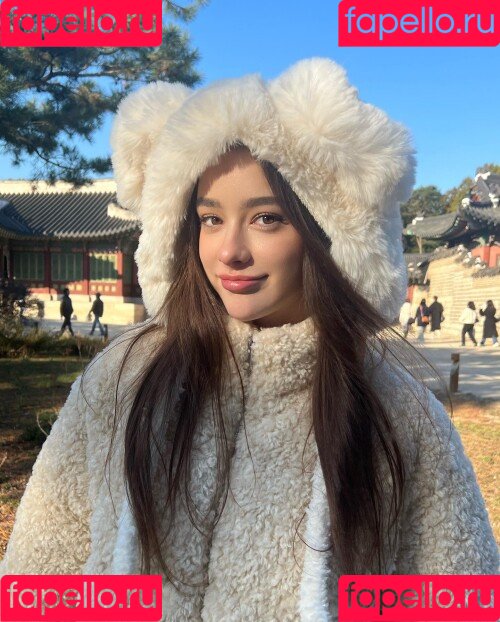 Dasha Taran Onlyfans Photo Gallery 