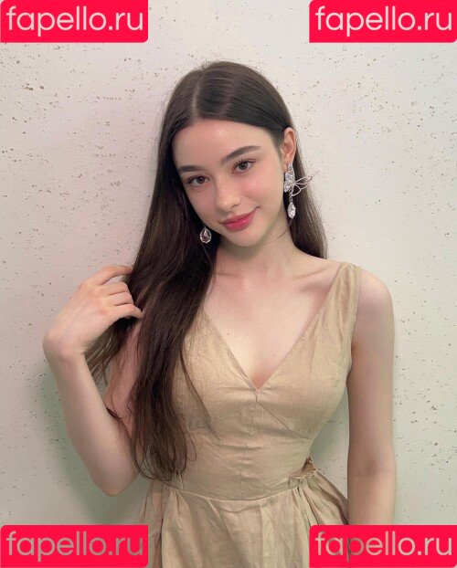 Dasha Taran Onlyfans Photo Gallery 