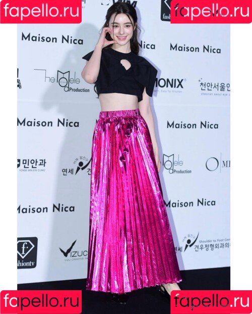 Dasha Taran Onlyfans Photo Gallery 