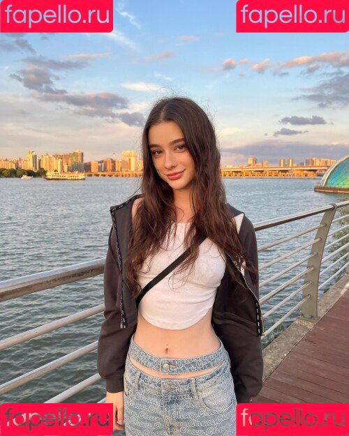 Dasha Taran Onlyfans Photo Gallery 