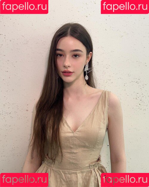 Dasha Taran Onlyfans Photo Gallery 