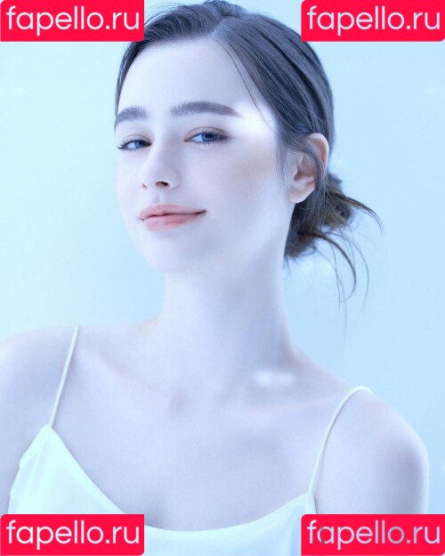 Dasha Taran Onlyfans Photo Gallery 